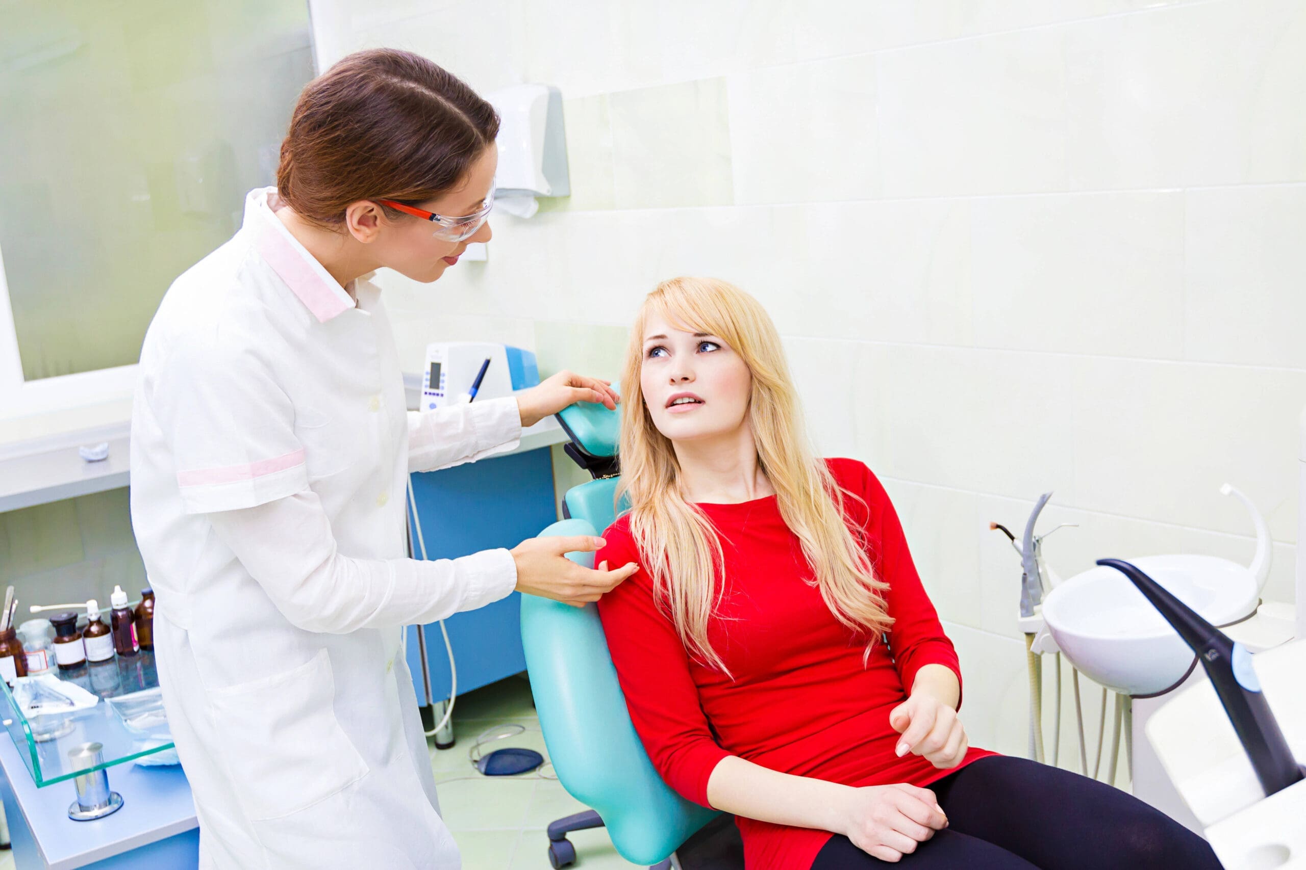 Does Getting a Tooth Extraction Hurt? Pain Management Tips